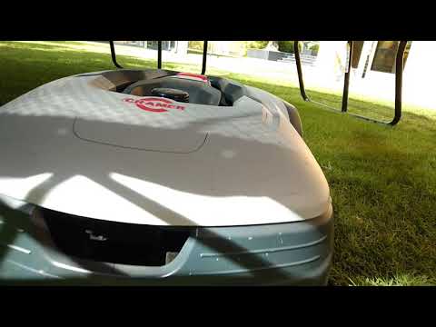 Cramer RM2000 robotic lawn mowe//0553594045