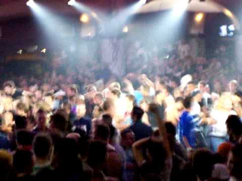 hardcore number one halloween 31-10-2008 SALA 2 finale(...motosega...)