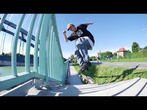 Dat weiss u do näch!  - Intro, Tobi und Dowgy Allee