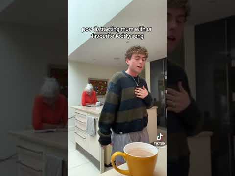 the door teddy swims cover Tom King