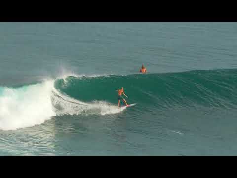 FREESURFERS VS BIG WAVE ULUWATU DROP IN ACTION