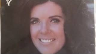 10 Susan Raye - Gonna Roll Out The Red Carpet (33 rpm)