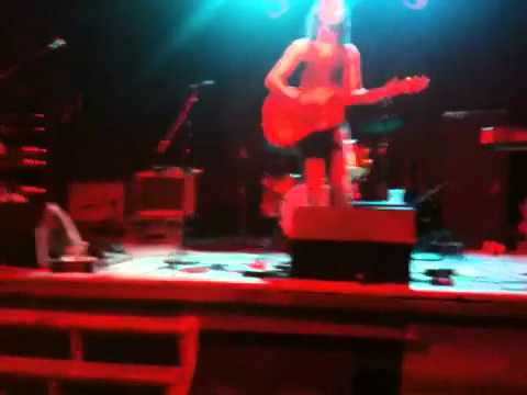 Tyler James - Beach Bummin'