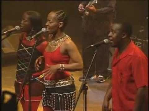 Busi Mhlongo:  Unomeva (Live in concert)