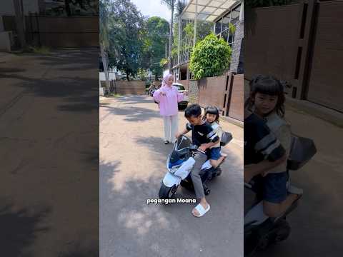 Gemes banget tingkah arjuna sama moana #riaricis #moana