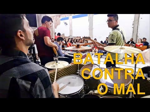 Batalha Contra O Mal - Thaiane Patricio