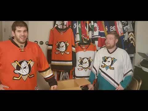 Fanatics Reviewed - Many Problems with new Anaheim Ducks jerseys! In-depth look