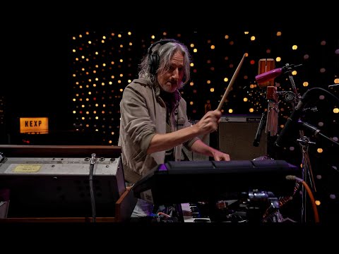 Circles Around the Sun & Mikaela Davis - Full Performance (Live on KEXP)