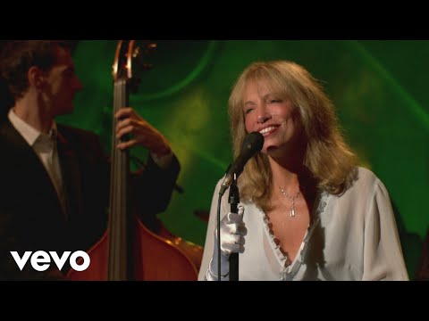 Carly Simon - All The Things You Are (Live On The Queen Mary 2)