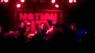 Her Words Destroyed My Planet - Motion City Soundtrack (Live)