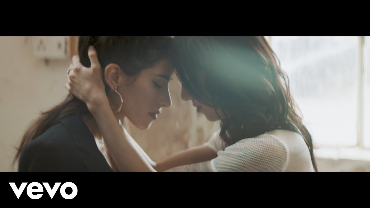 The Veronicas — Biting My Tongue
