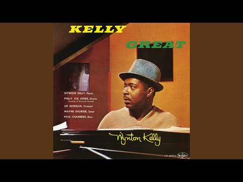 Mama G (Nellie Blye)