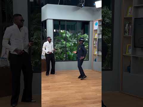 Desafio de dança entre Anderson Mario & Cleyton M Com As batida do Astro do Hip Hop Michael Jackson