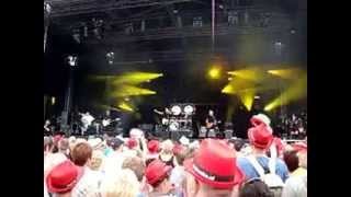 preview picture of video '2014-06-07 Retropop 2014 Emmen - Golden Earring - When the lady smiles'