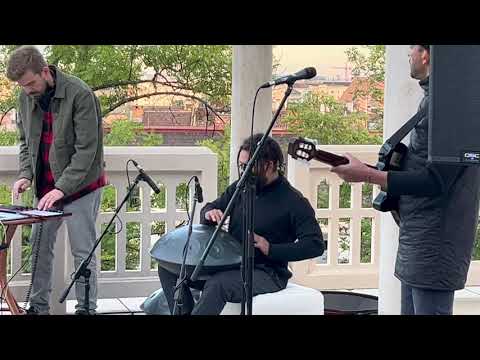 Sounds of Handpan live in Gul Baba's Tomb// Afronauta