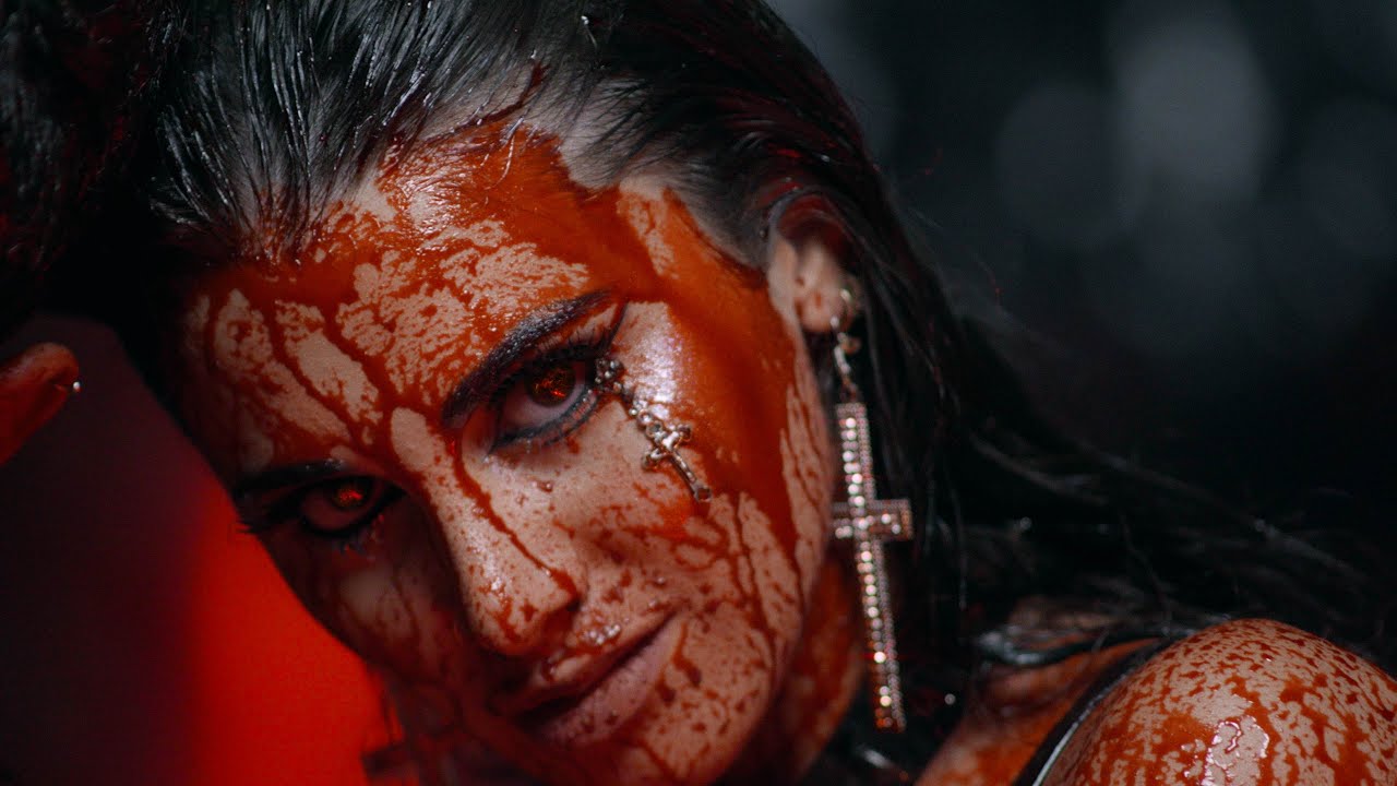 Daniela Milagros - Vamp (Video Oficial)