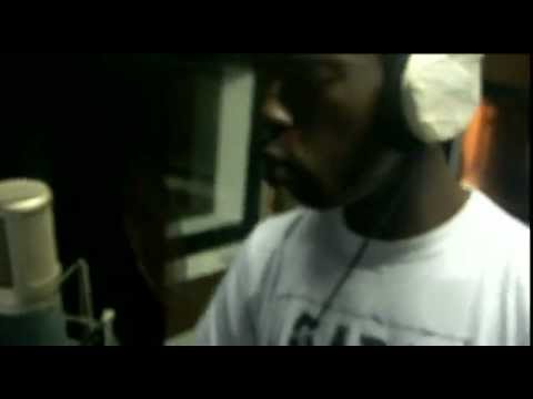 GRAMMES KILOS TONNES MIXTAPE SHONE ET MIKO EN STUDIO AVEC FOREST'FAVELAS