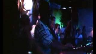 CARL COX plays {Alter Ego-Why Not (Tim Deluxe remix)[COMPLETE]} live @ SPACE CLOSING PARTY