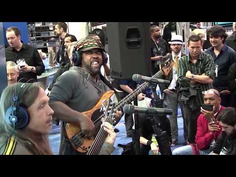 Full live Victor Wooten, Steve Bailey, and David "Fingers" Haynes HD