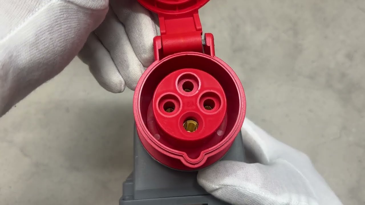 Розетка настінна 380V 4х16A поліамід IP44 Bemis BC1-1504-2535 2Р+РЕ