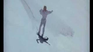 Отрывок из фильма "Вид на убийство". Лыжная погоня