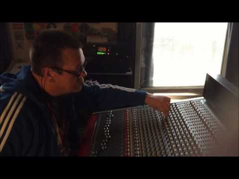 MAN LIKE BARRY ISSACS  TUNE CALLED MAU MAU@CONSCIOUS SOUNDS