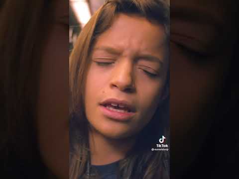 Junior Eurovision / Portugal's Nicolas Alves sing Anos 70