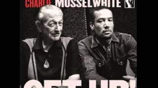 Ben Harper, Charlie Musselwhite  - I&#39;m In I&#39;m Out And I&#39;m Gone