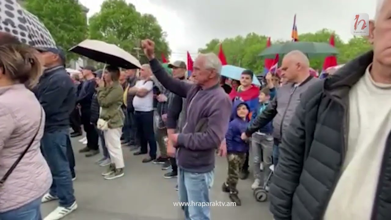 Արցախցի պապիկը՝ Արցախի հիմնի ժամանակ 