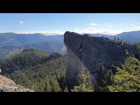 Munții Călimani: Pietrele Roșii prin Dornișoara