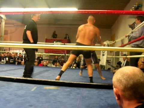 KO Toni Karlovic by Kurt Verschueren MMA: