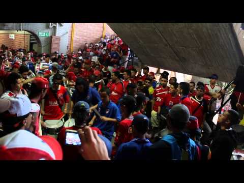 "DIM vs Jaguares / Batucada & rojo locura" Barra: Rexixtenxia Norte • Club: Independiente Medellín