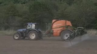 Amazone UX6200+NewHolland TM120 Soybeans Spraying in Japan