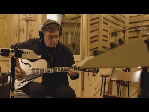Raw Craft with Anthony Bourdain - Making of the Score