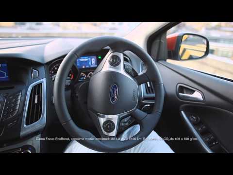 Desafío Ford: aparcar el Ford Focus en lo alto de una azotea