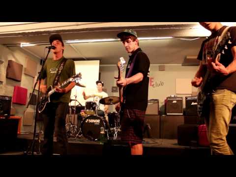 Hackies - Poď so mnou (live Escape club)