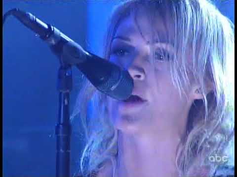 Metric ~ Gold Guns Girls ~ live Kimmel