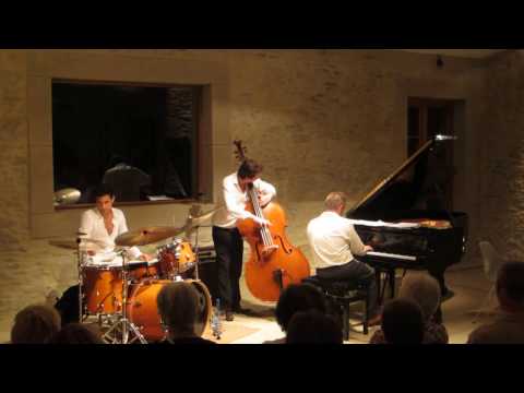 Ronnie Scott Trio Jazz at Chateau St. Jacques