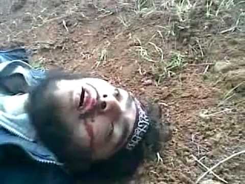 أحد عناصر كتيبة المجاهدين تامر محمد العبود وهو مصاب داخل كتيبة السهوة في ريف درعا