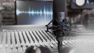 حكم تشغيل الصلاة على النبي “صلى الله عليه وسلم” على سماعات المحلات التجارية وفي الأسواق