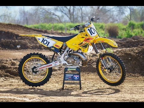 Racer X Films: Garage Build 2017 Yamaha YZ250