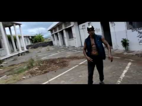 AYE KIK "kamarade vampire" "street clip"