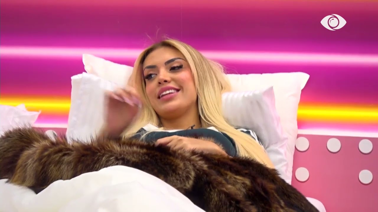 Të ishim lojtarë të dobët, nuk do ishim një muaj e gjysmë këtu/ Vijon debati Brikena-Rogert