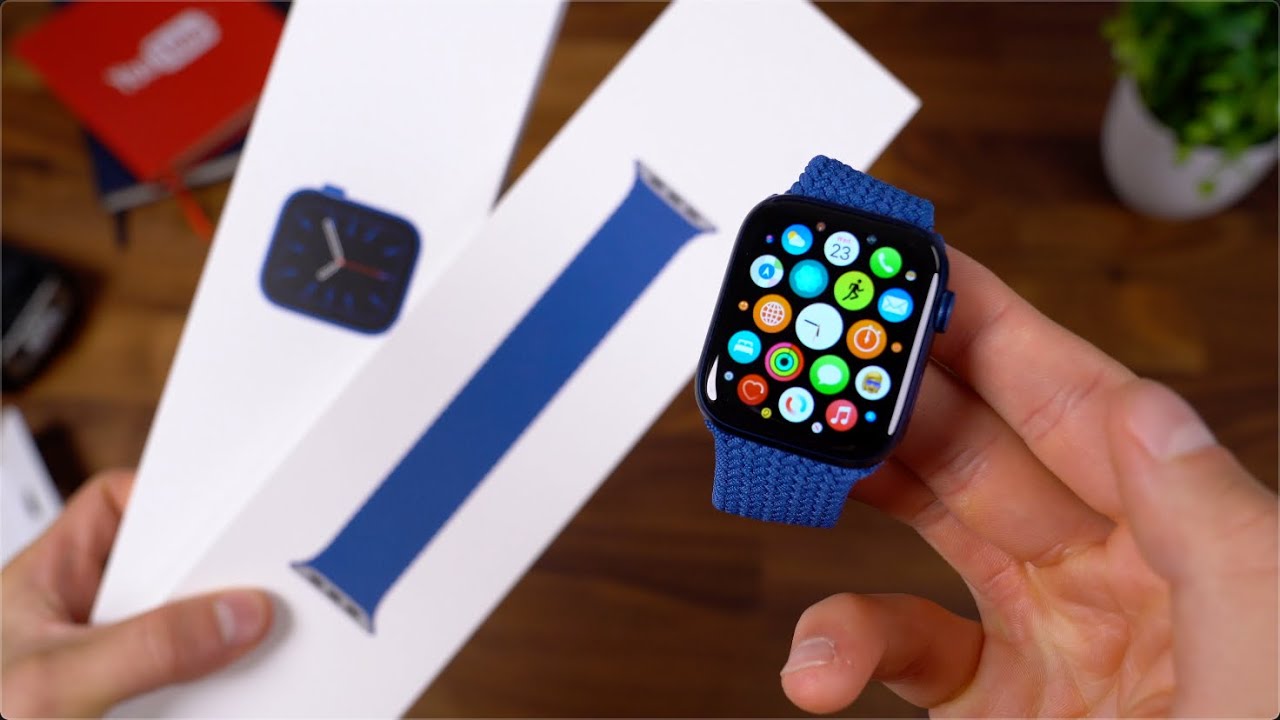 Apple Watch Series 6 Unboxing: Solo Loop Fitting!