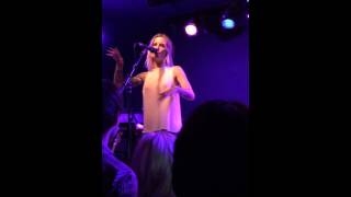 Gin Wigmore : Schuba&#39;s : Chicago : 9.14.15 : Don&#39;t Stop