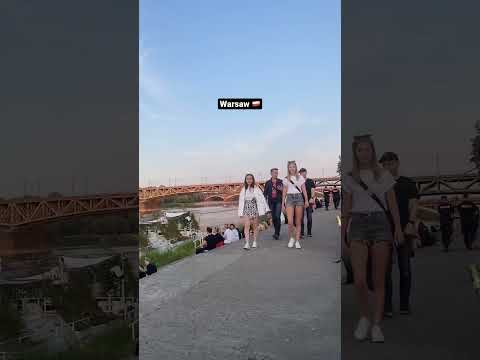 Warsaw | Wisła river | europe | #poland #summer #weekend #europe #beer #friends #river