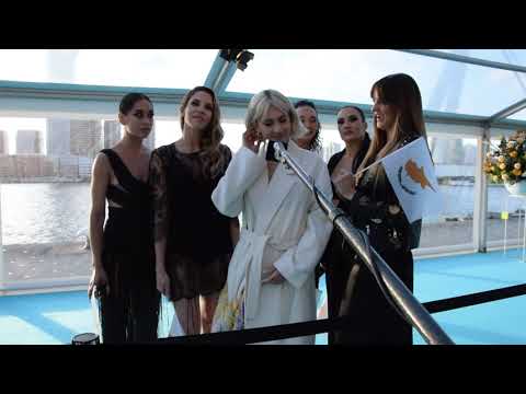 ESC 2021: Turquoise Carpet - Elena Tsagkrinou (Cyprus)