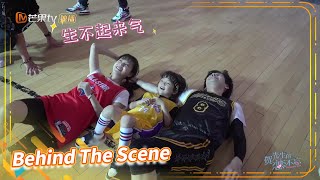 Download lagu 【独家花絮】魏哲鸣胡意旋脸红心跳吻戏揭秘!《贺先生的恋恋不忘 Unforgettable Love》【芒果TV青春剧场】 mp3 Download lagu 【独家花絮】魏哲鸣胡意旋脸红心跳吻戏揭秘!《贺先生的恋恋不忘 Unforgettable Love》【芒果TV青春剧场】 mp3