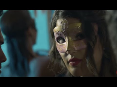 Kola Loka Negüe  - La Cenicienta (Video Oficial)