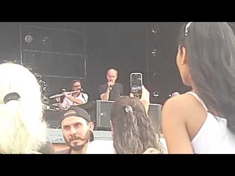 Criolo e Ney Matogrosso - Freguês da Meia Noite